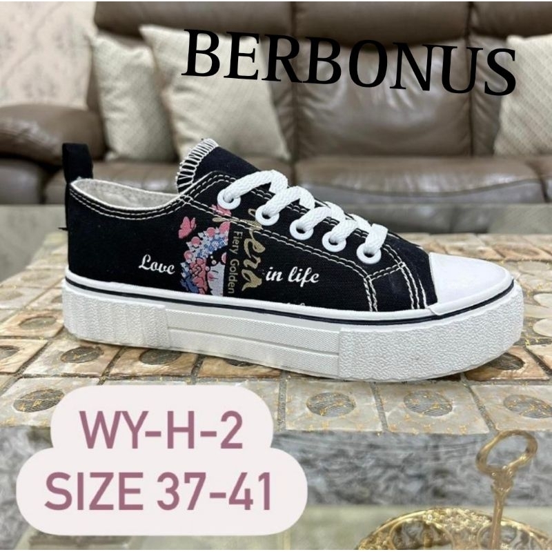 Sepatu SNEAKERS Sol Karet Lentur Bahan Kanvas Wanita Fashion 011