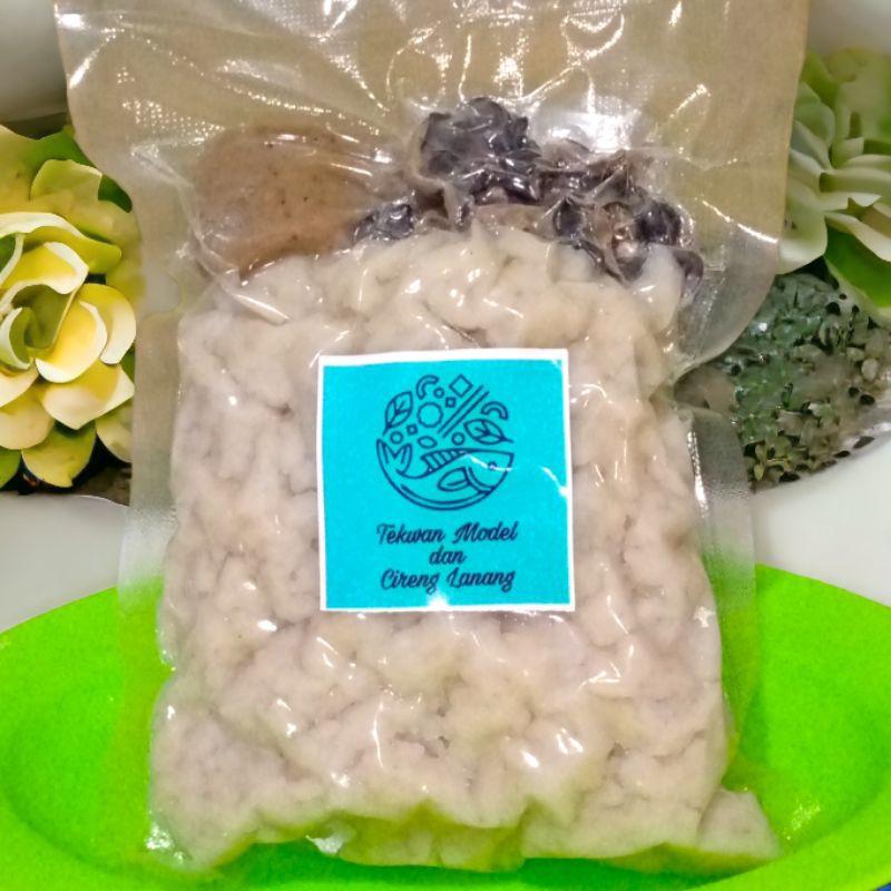 

Tekwan Frozen Nagih 1/2 kg(8 porsi)