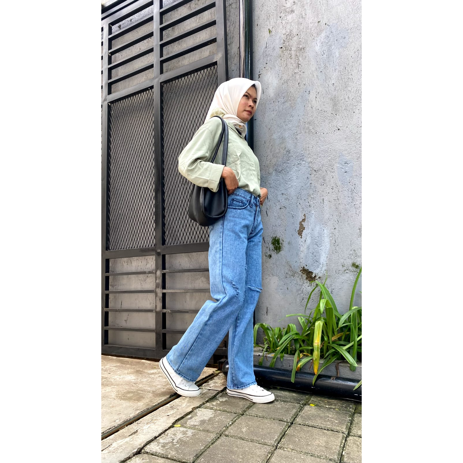 CELANA HIGHWAIST JEANS KOREA SOBEK LAPIS FURING TRENDY