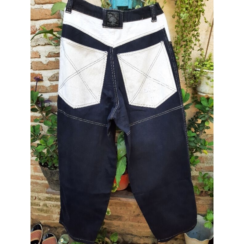 Celana dogtown denim