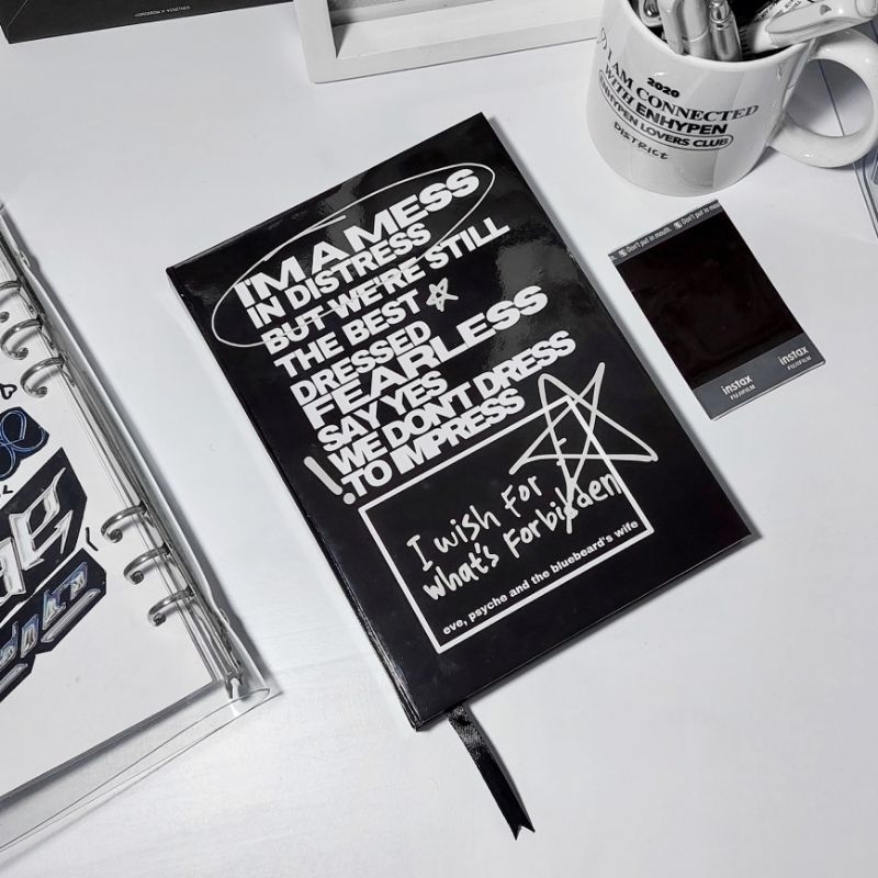 

LE SSERAFIM A5 NOTEBOOK by mavo_404