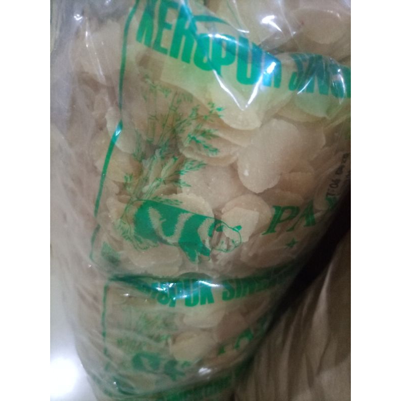 

KERUPUK KERIPIK SINGKONG CERIPING 250GR MENTAH