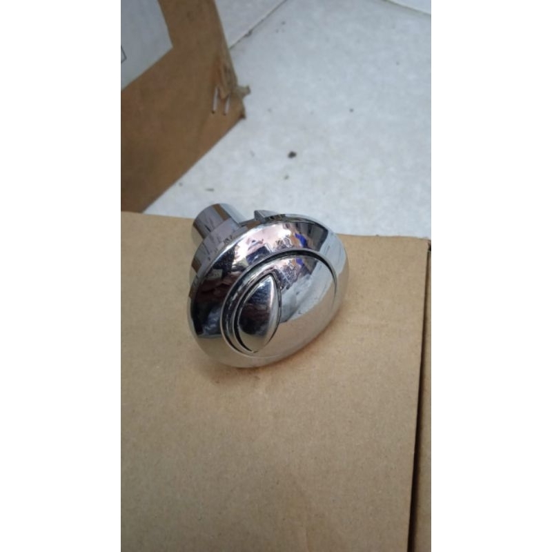 tombol closet duduk toto single flush / tombol flush toto america standart universal