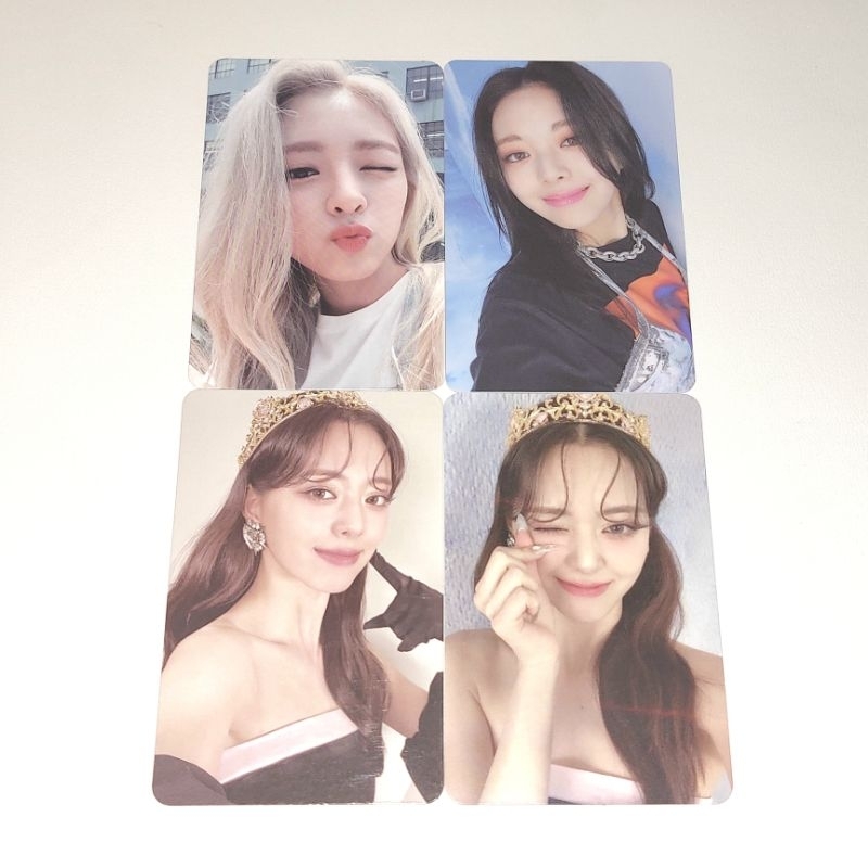 ITZY Yuna Icy Pout Checkmate Sneakers Tuspi Soundwave SW Holo Crown Mahkota POB PC Photocard