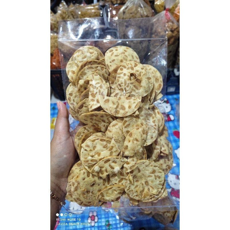 

KRIPIK TEMPE SAGU 200gr