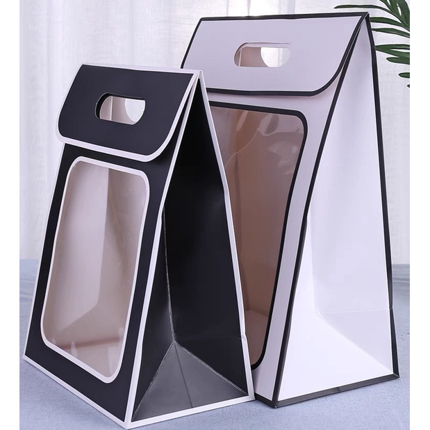 

Box Gable Jendela Mika / Souvenir / Gift Box / Hampers / Totebag Jendela I AA23 - AA24