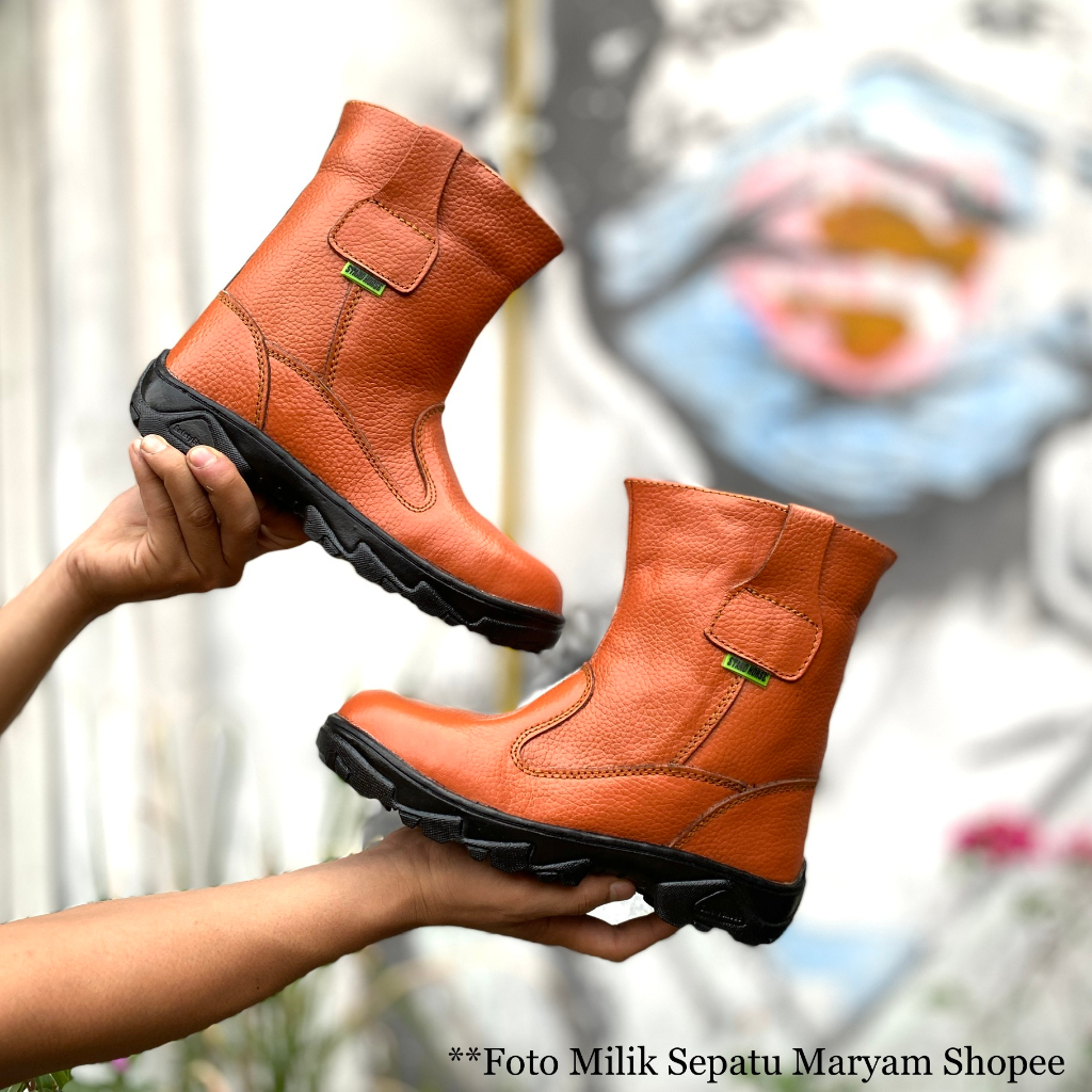 Sepatu Safety Pria Boots Proyek Kulit Sapi Asli Kerja Lapangan Septi Ujung Besi Safety Shoes COD