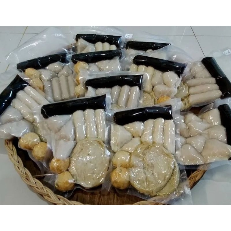 

100 pcs pempek asli palembang free cuko kental