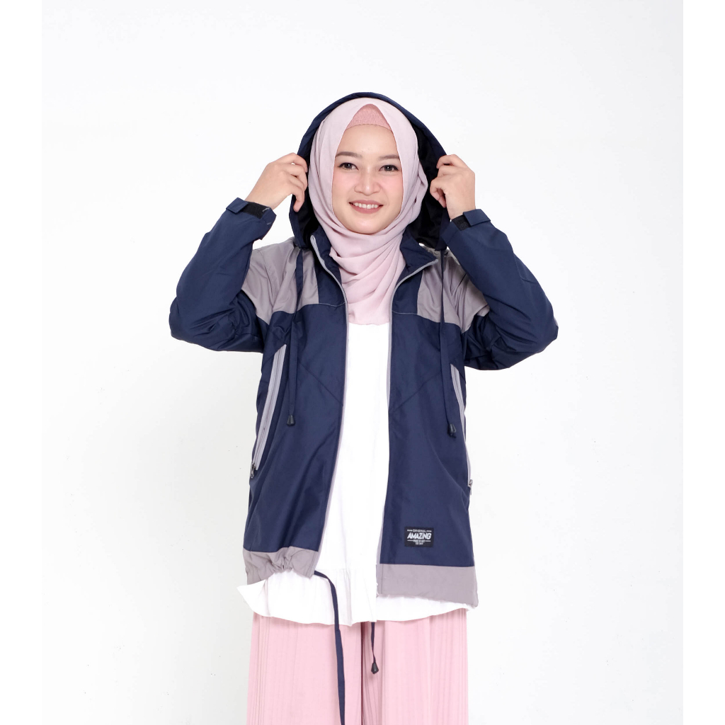 Justrue Jaket Gunung Wanita Waterproof Navy