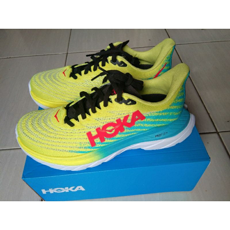 HOKA MACH 5 (WOMEN) size 38 ⅔