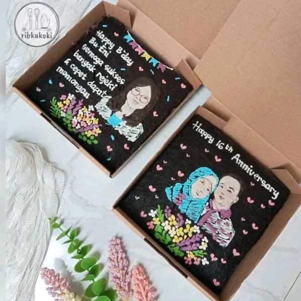 

Hampers ulang tahun kado unik Brownies coklat Lukis Wajah Karakter ribkakoki