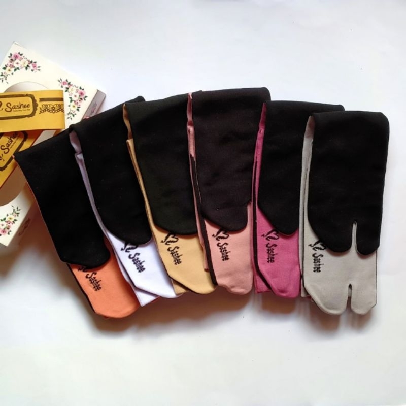 [1 PASANG] ORIGINAL SASHEE TELAPAK / TAPAK HITAM Kaos Kaki Jempol Wanita Hijab Muslimah Murah Size M