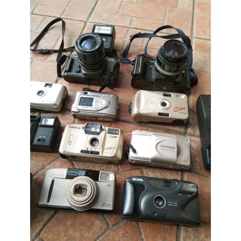 kamera antik.kamera jadul.kamera koleksi.kamera canon.kamera fuji.kamera polaroid
