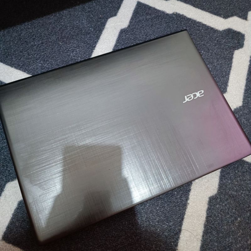 Laptop Acer Aspire E14 E5-475-31TQ (Core i3-6006U 4GB RAM 1TB HDD) SEKEN / SECOND / PRELOVED