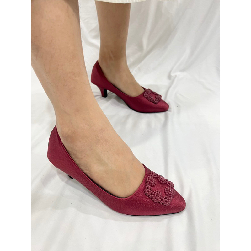 sepatu heel 3cm wanita terbaru kekinian  bahan satin LOUISDEAR p74