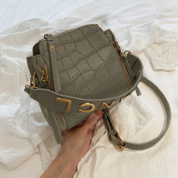 8950 TAS WANITA IMPORT SLEMPANG HANDBAG [1KG 2PC] PERFECT CORNER