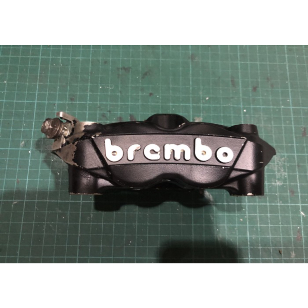 {Bekas} Kaliper Brembo monoblock pitch 108 ex Suzuki GSX Diskon