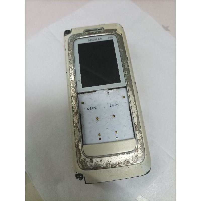 Hp Jadul Nokia e90 Communicator bahan bukan normal