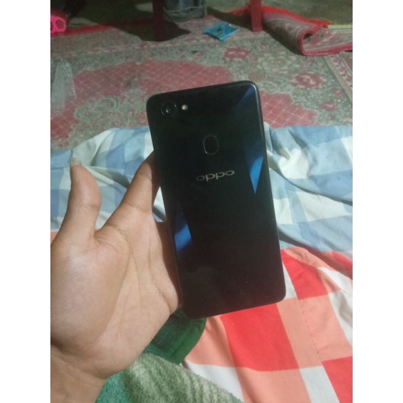 oppo f7 matot