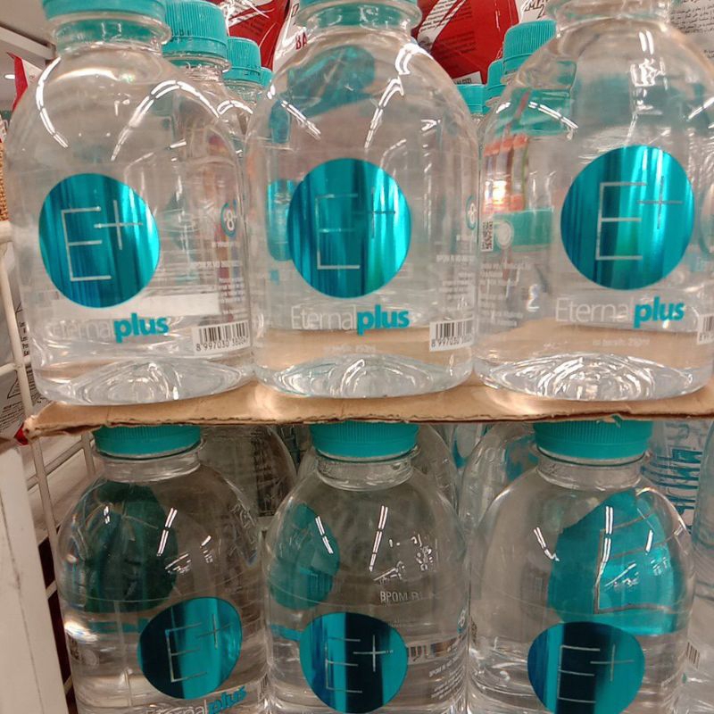 

Eternal plus mineral water 250ml x 6botol