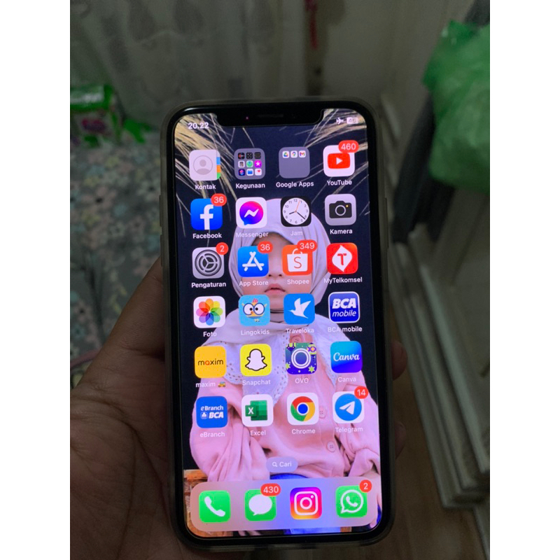 Iphone XS Gold Minus Sinyal dan Baterai