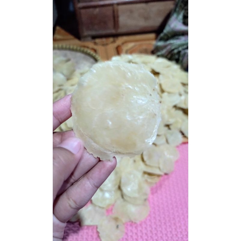 

Emping Melinjo Mentah 1 kg