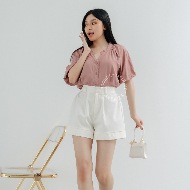 HYERIES Soojin Shorts / Celana pendek wanita / Highwaist Shorts / Highwaist Pants / celana pendek high waist / A line shorts / Shorts korea / Celana pendek kain / Celana pendek korea / Korean shorts / Celana santai wanita / celana pendek polos