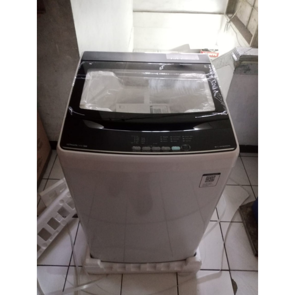 Mesin Cuci Electrolux 1 Tabung Top Loading 7 Kg EWT 7078