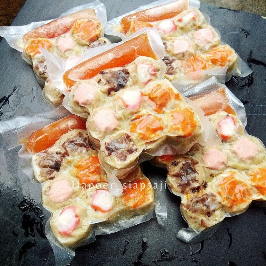 

Dimsum Ayam Frozen Premium 1 pack isi 9 FREE SAOS