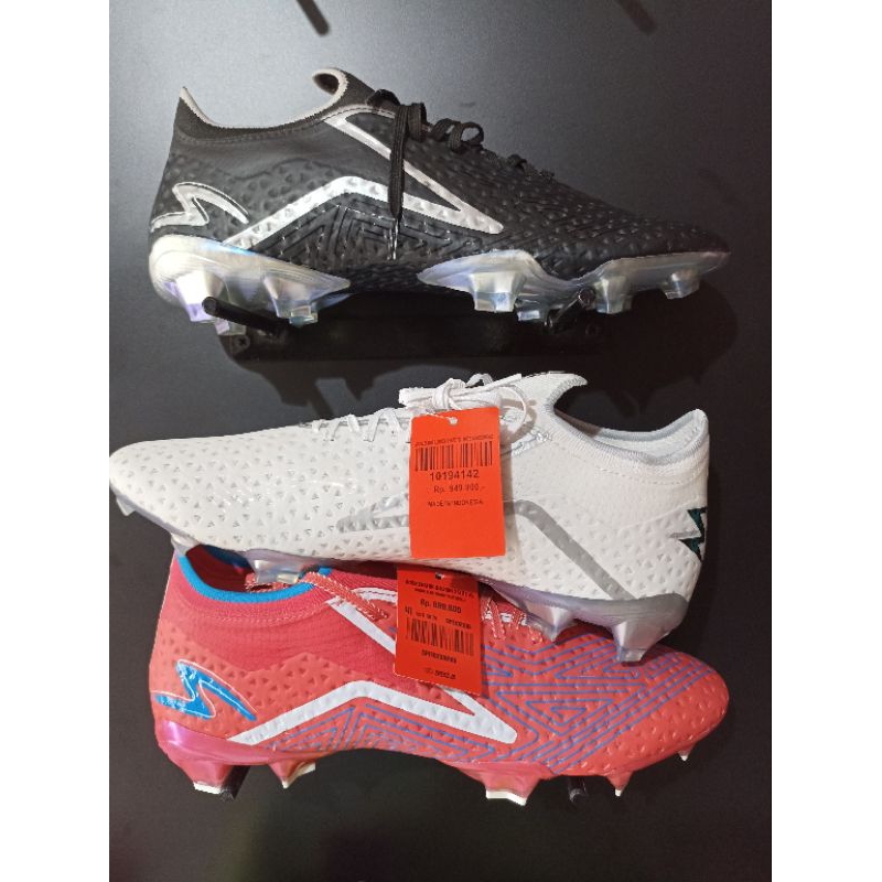 SEPATU BOLA DAN FUTSAL SPECS ACCELERATOR ILLUZION 3 ELITE FG