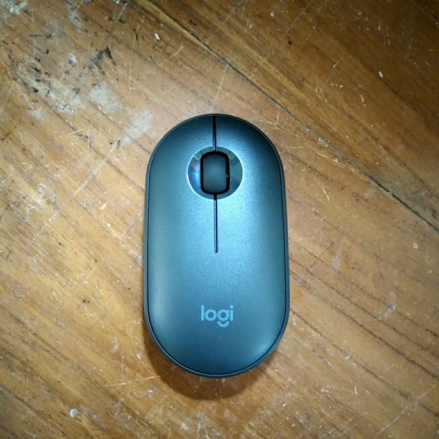 Bluetooth Wireless Mouse Logitech M350 Pebble Hitam Bekas Normal - Unit Only