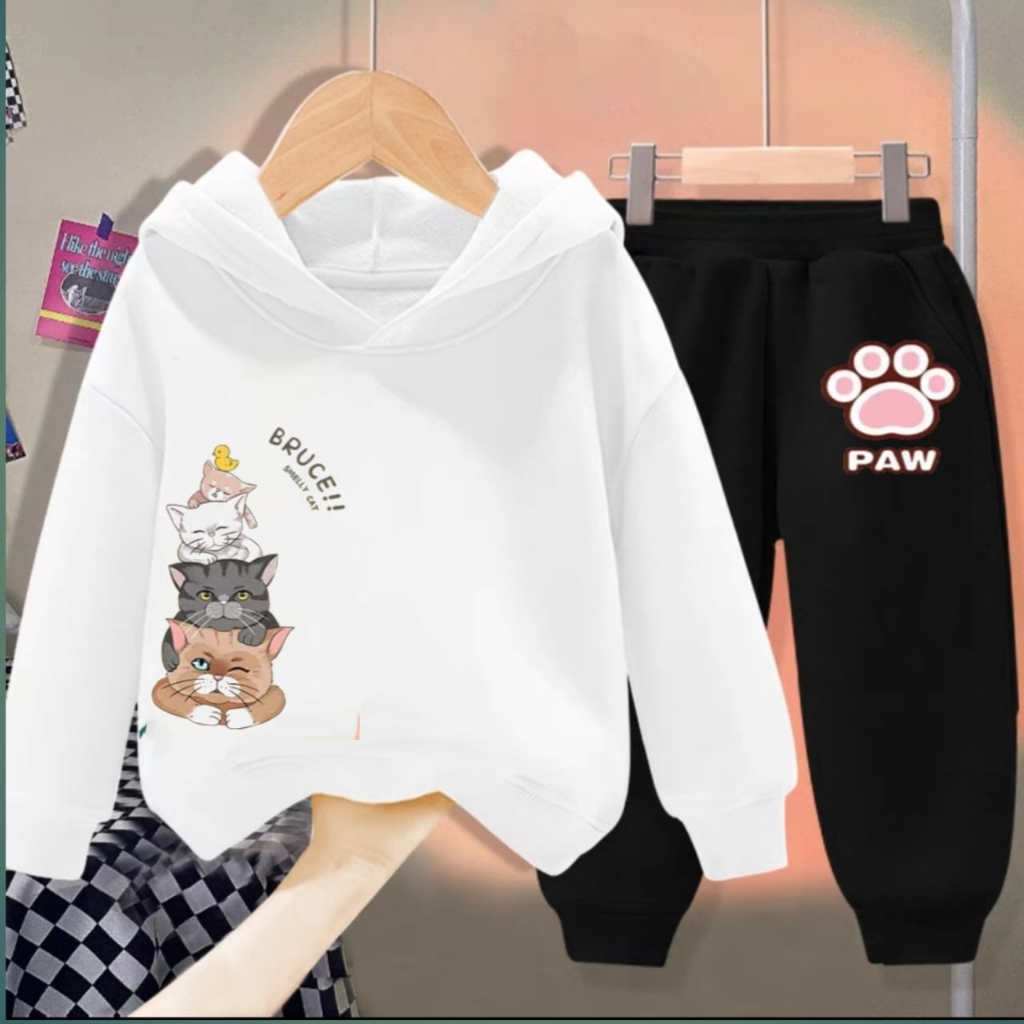 PAKAIAN ANAK ANAK 1 STEL CELANA DAN SWEATER PAW