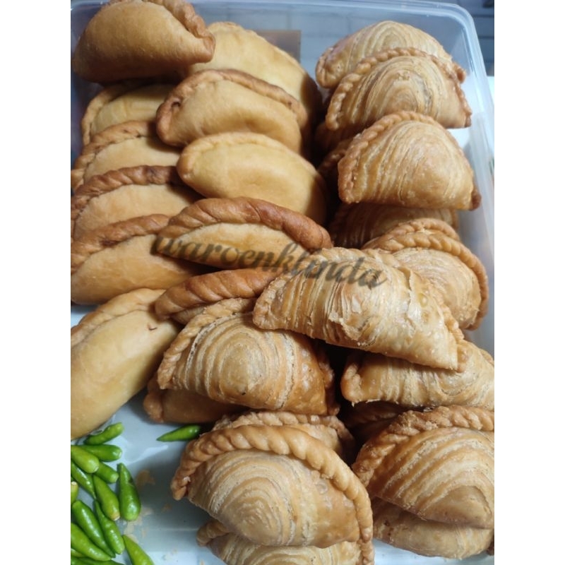 

Curry puff / Karipap / Panada isi tongkol per 5 pcs