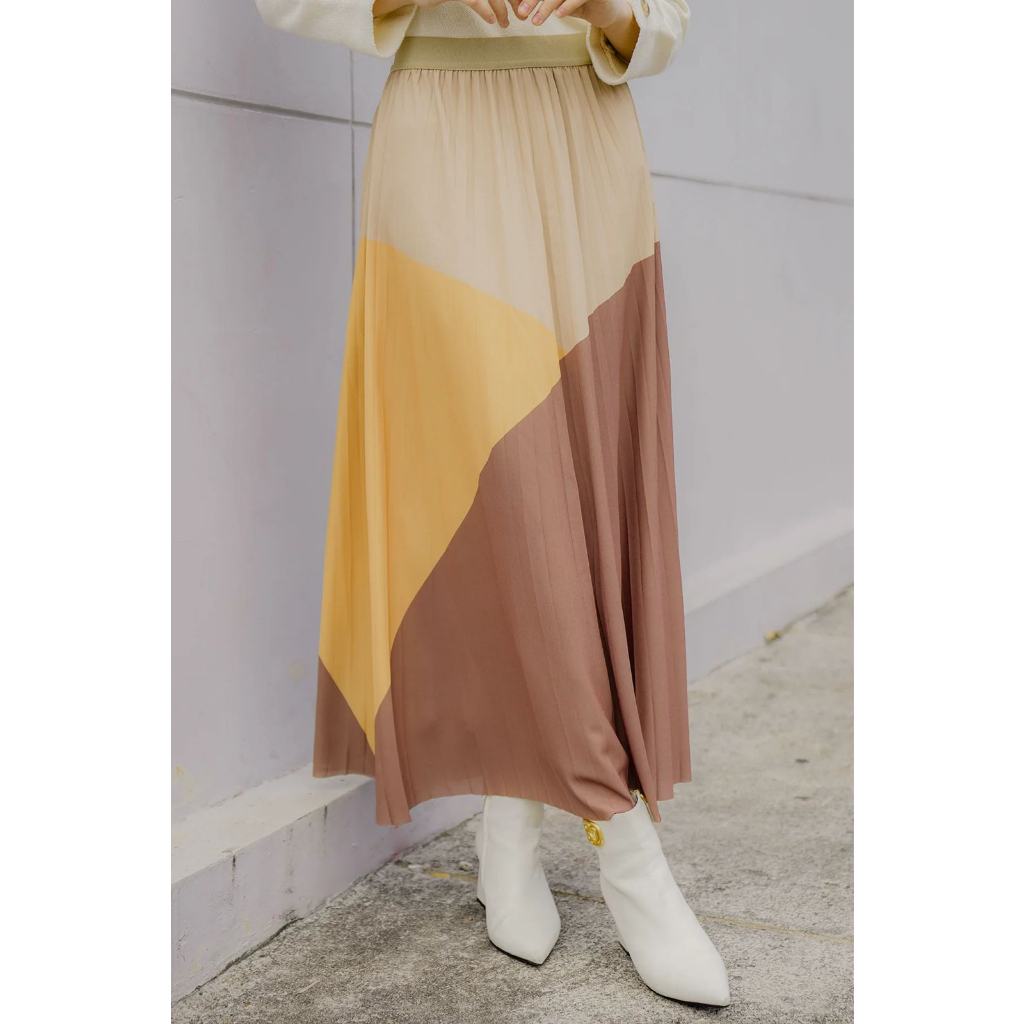 LAURA PLEATED SKIRT - BENANG JARUM