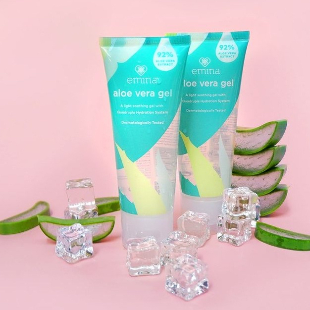 EMINA Aloe Vera Gel Indonesia / Pelembab Kulit 60ml / A Light Soothing Gel With Quadruple Hydration System / Melembabkan Iritasi Kemerahan Cool Sensation / Aloevera Extract Multi Purpose Extra Moisture Freshness Multifunction / Skincare Series / Face Mist