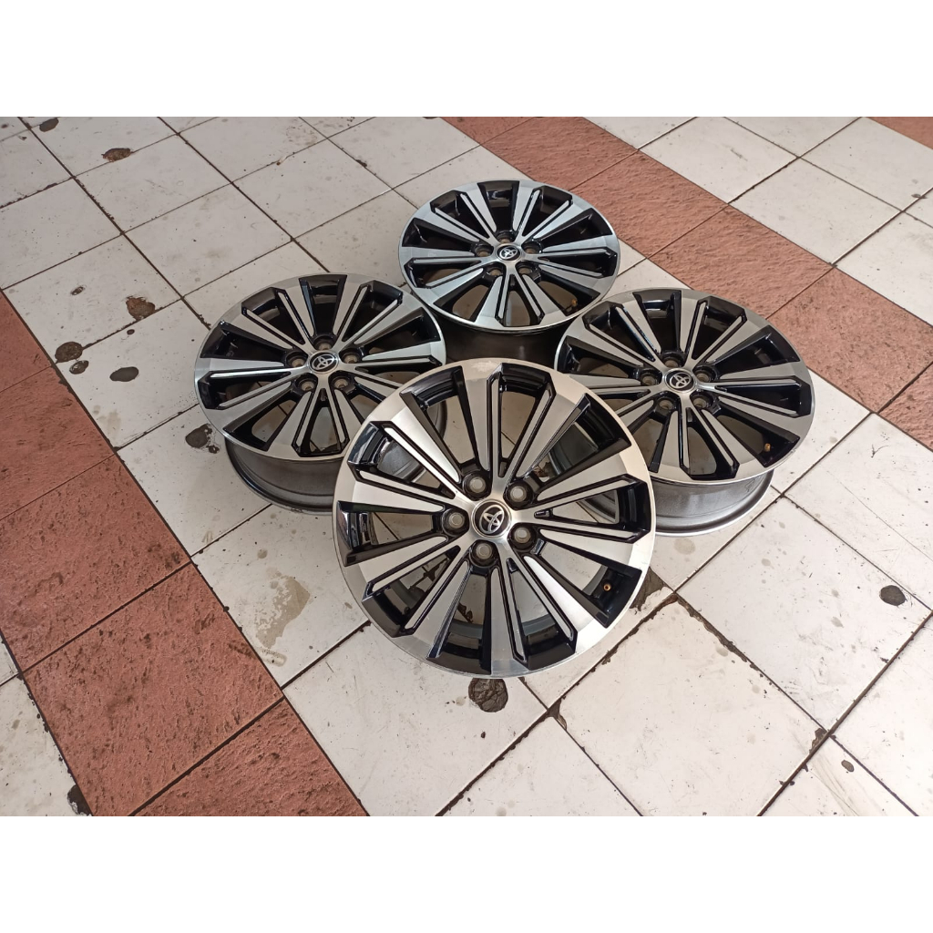 VELG SECOND ORIGINAL MOBIL AVANZA RING 16X6 ET 50 PCD 5X100