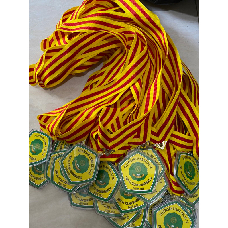 Medali Akrilik Custom Insert Paper