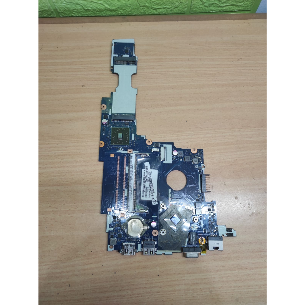 Mobo Mainboard Motherboard Notebook Acer Aspire One 722 Ao722