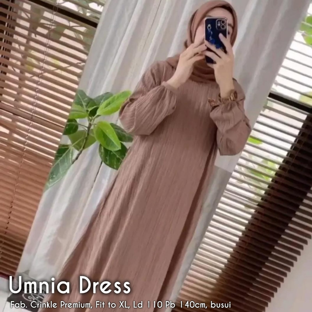 UMNIA DRESS CRINKEL MAXI KEKINIAN