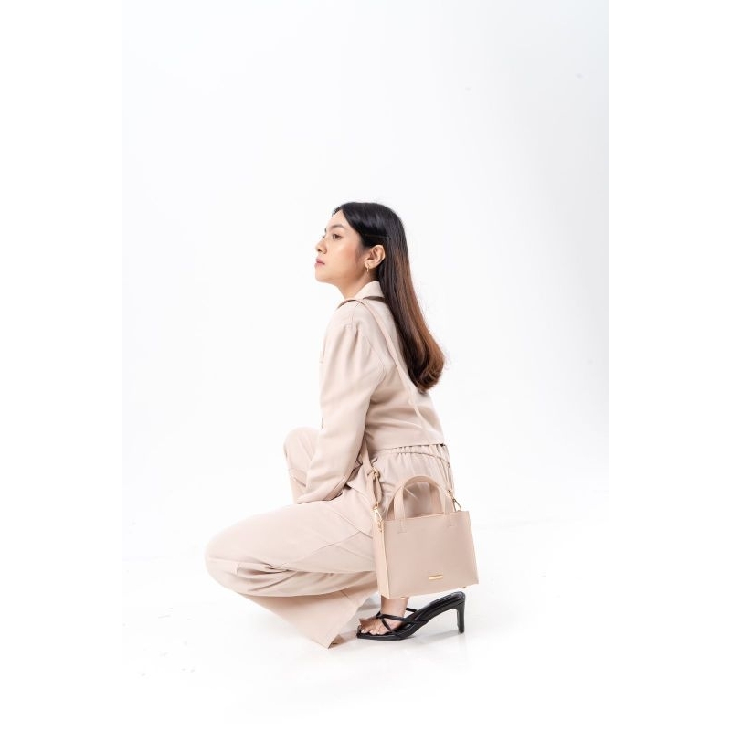 (Free Gift Menarik+DustBag) Sling Bag Flicka Kode MM35 Beige