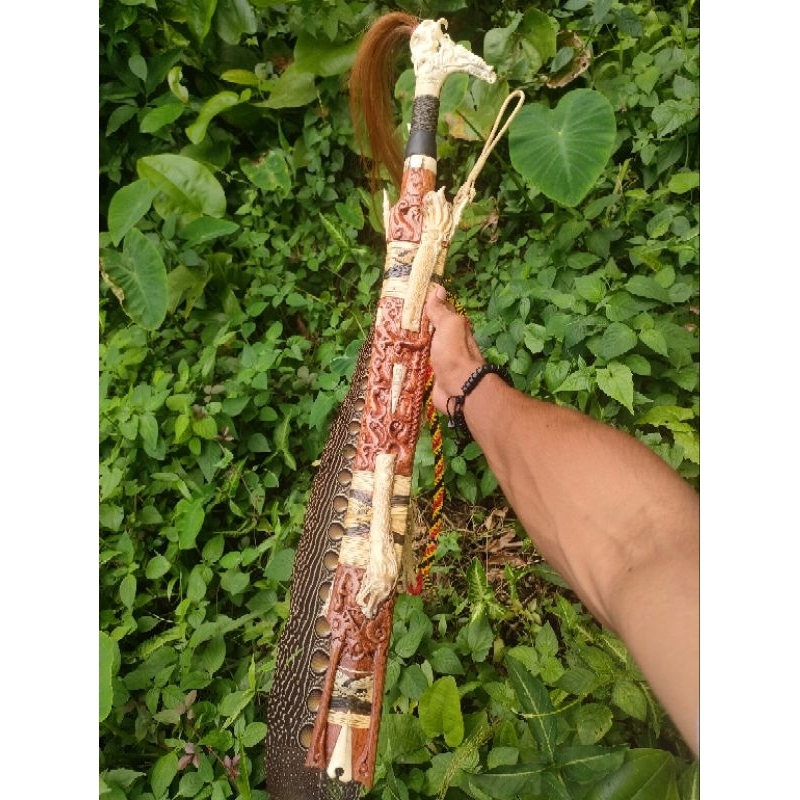 MANDAU DAYAK KALIMANTAN