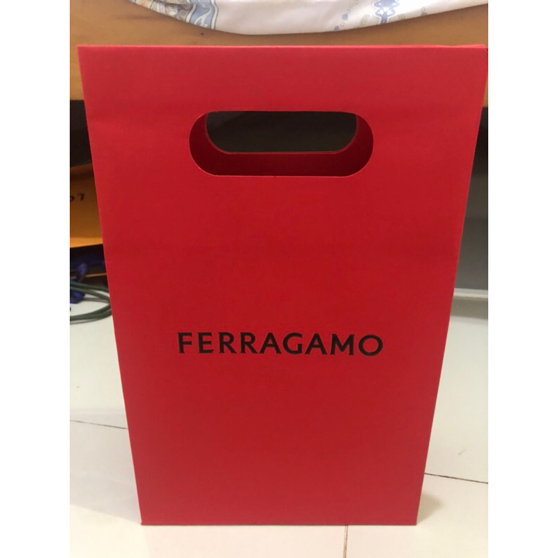 

paper bag ferr*gamo / paperbag ferr*agamo original authentic