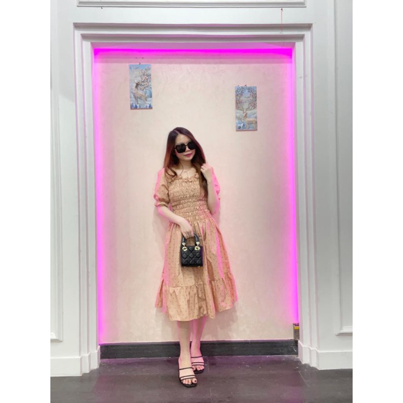 RD FASHION - SMOCKED DRESS / Gaun musim panas kasual baru Lengan pendek smocked dress lipit bunga dengan dasi belakang / gaun kasual A-line gaun smocked berlipat bunga lengan pendek-ONDE COKSU