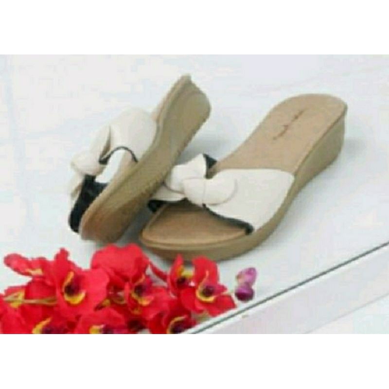 Sandal Kulit Sapi Asli Wedges Wanita