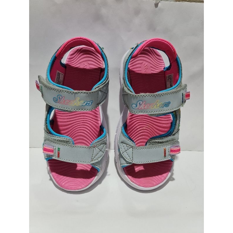 Pre-Love sepatu sandal skechers