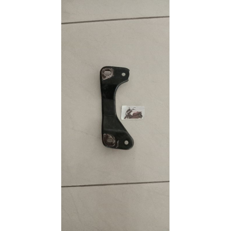 dudukan knalpot yamaha mio karbu-soul karbu-fino karbu original