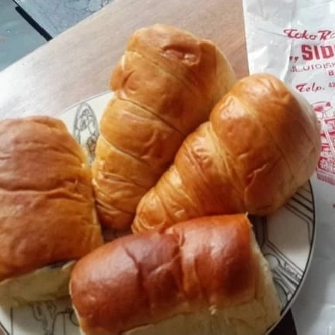 Roti Sidodadi Roti Manis Kue Horn Bakery Oleh oleh Bandung NTAP