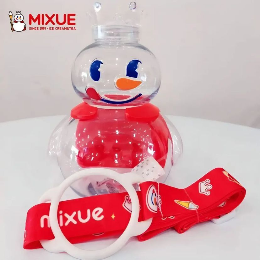 Botol Minum Mixue Snow King Viral 700ml FREE Tali / Wadah Tempat Penyimpanan Air Bentuk Boneka Salju Unik Lucu