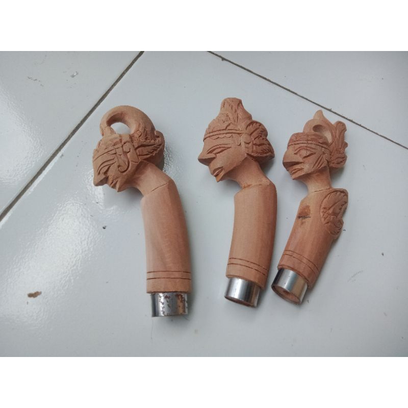Gagang Pisau Ukiran Wayang