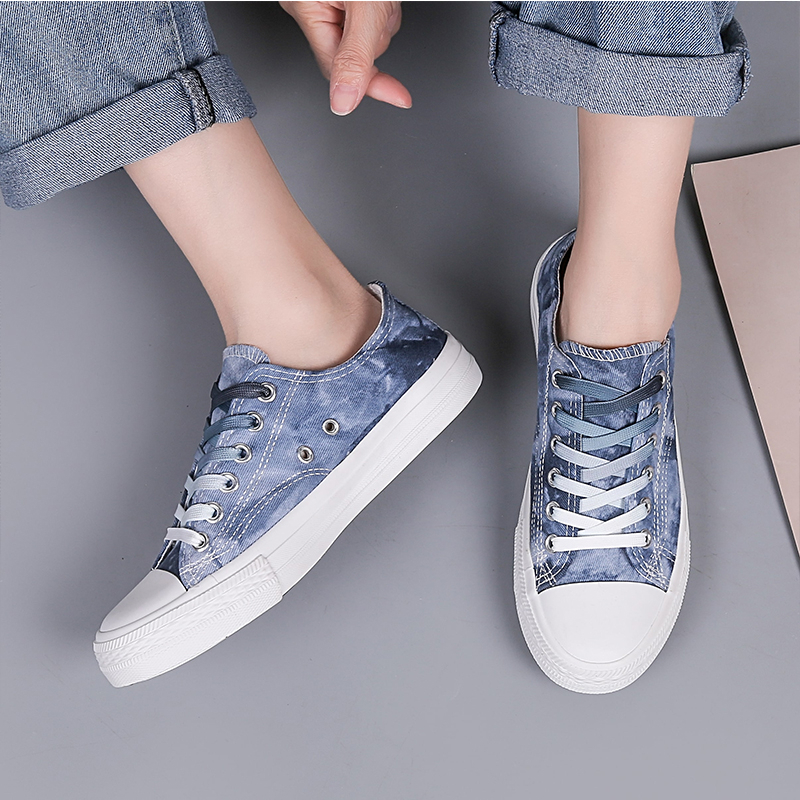 Sepatu Sneakers Wanita Pennay CHARMY Basic Kasual Santai